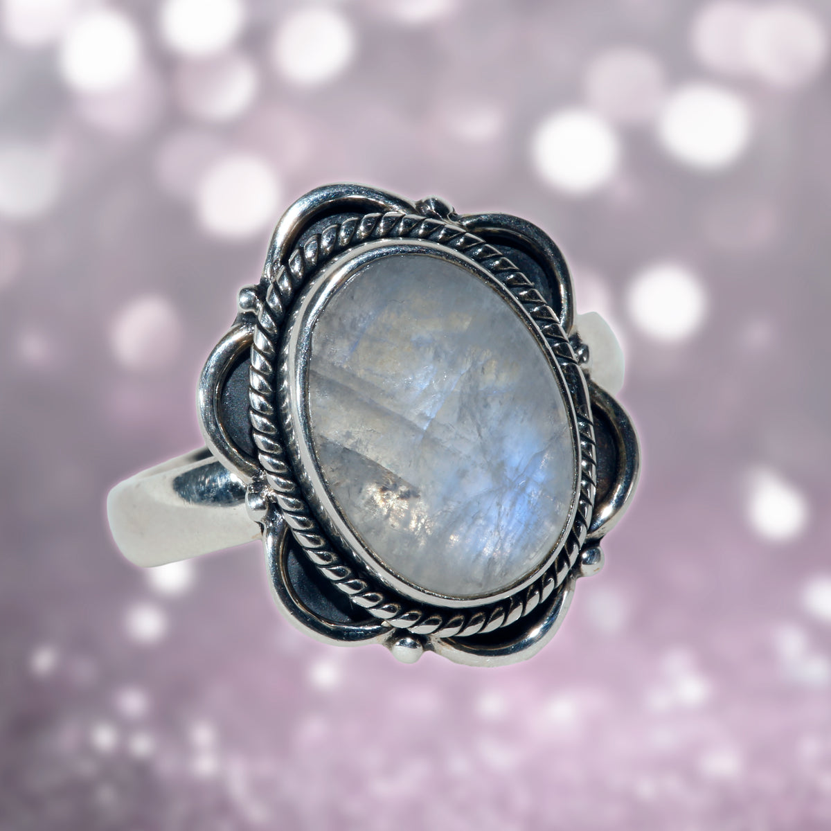 •RAINBOW MOONSTONE - MEDIUM OVAL• scalloped bezel silver ring (size 8.75)