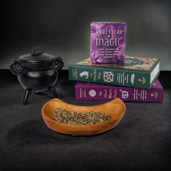 Luna Lovewitch enchanted herbs - Sage