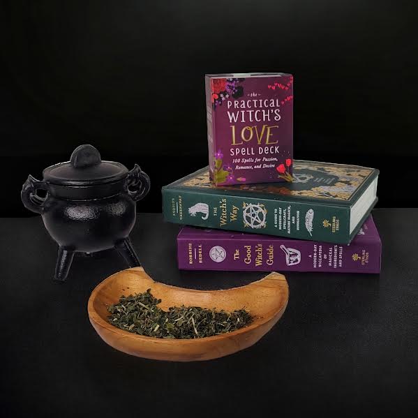 Luna Lovewitch Enchanted Herbs - Nettle Leaf