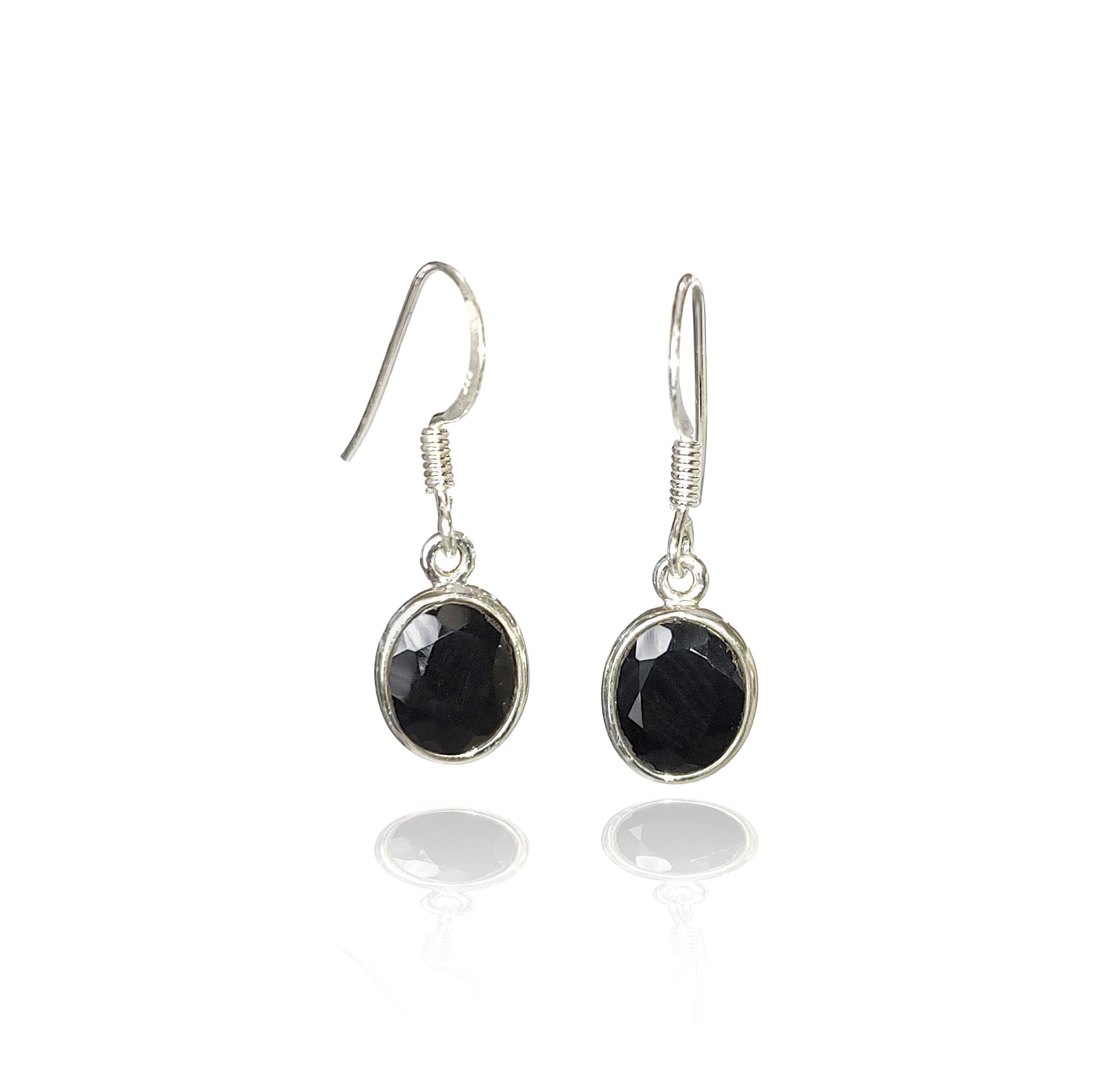 Gabriella Black onyx sterling silver earring