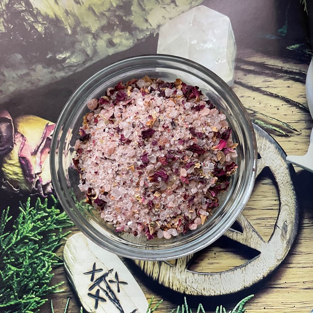 Luna Lovewitch Enchanted pink witches salt 50gms