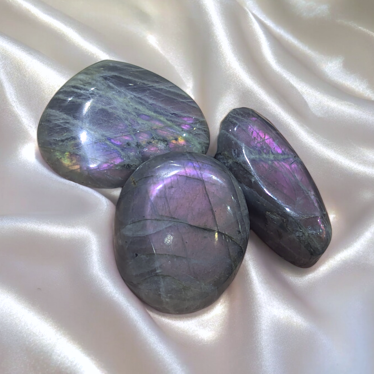 Magical flash labradorite palm stones - 4 sizes to choose from
