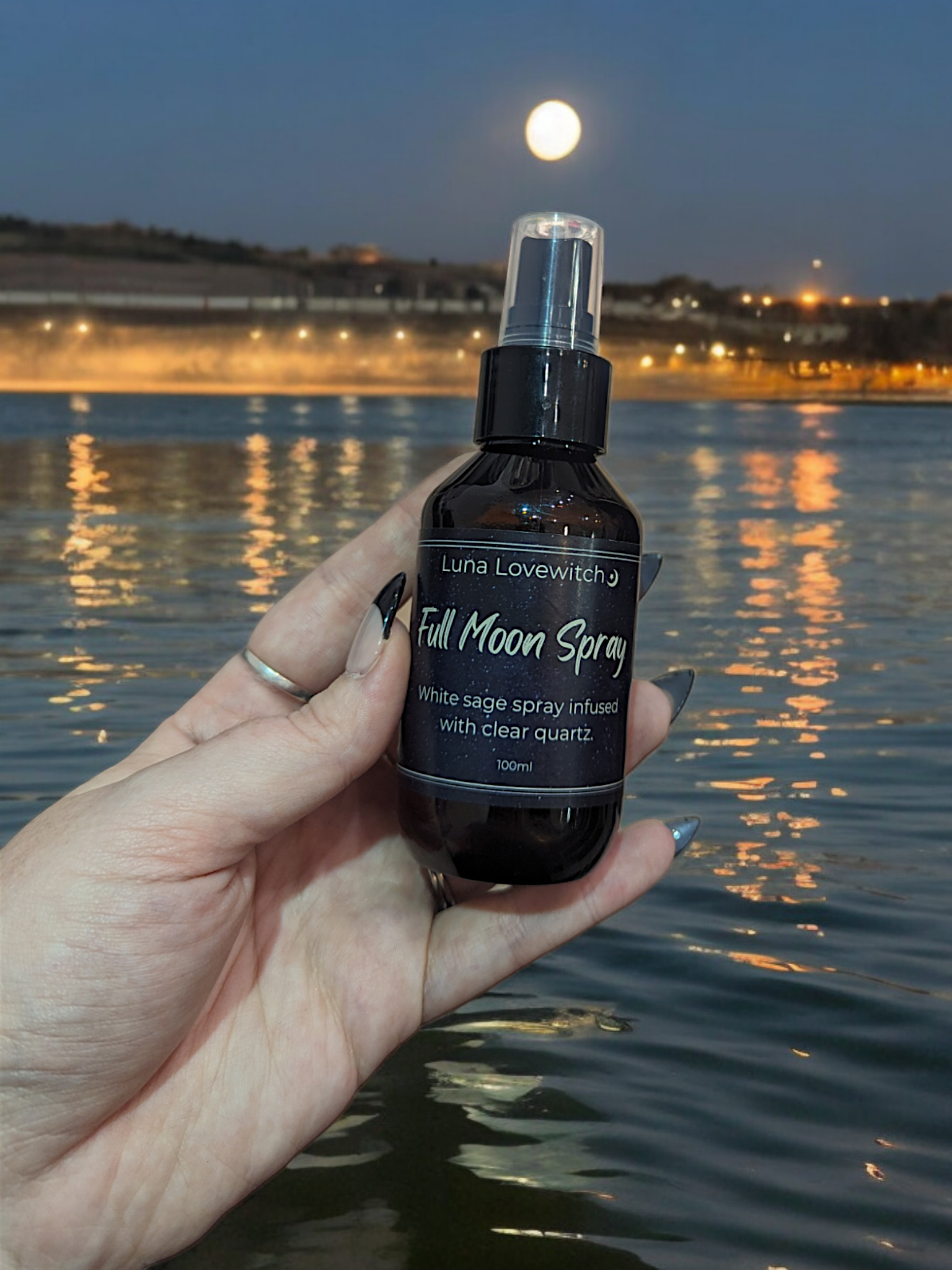 Luna Lovewitch Full moon spray - smokeless white sage spray infused with clear quartz