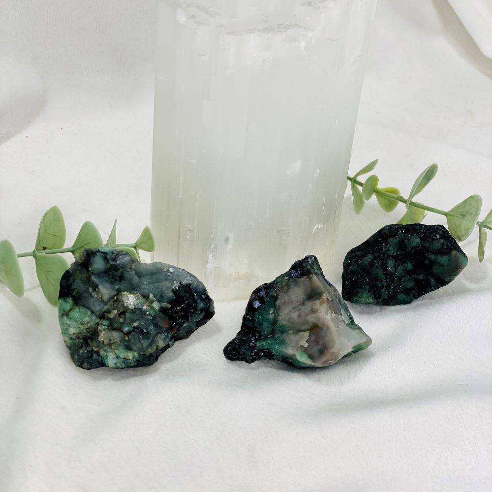 Emerald natural chunks with quartz & mica various sizes