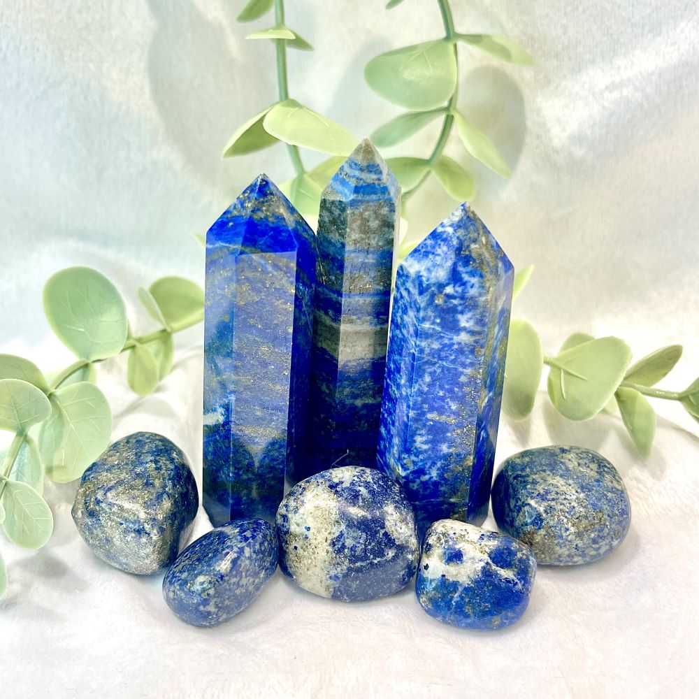 Lapis lazuli polished point