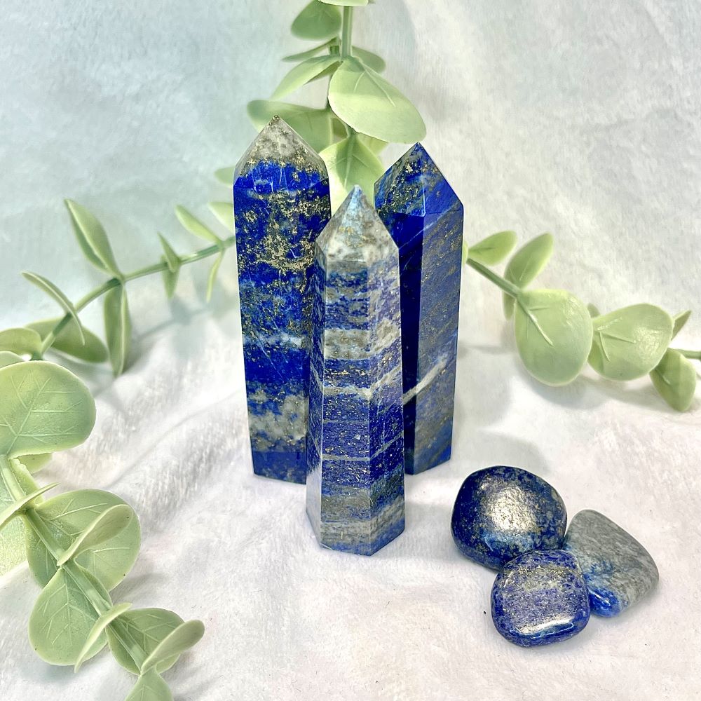 Lapis lazuli polished point