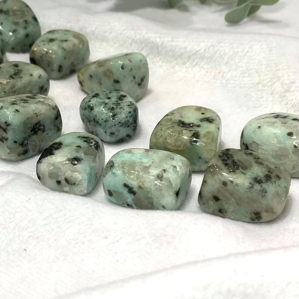 Lotus jasper tumbled stone