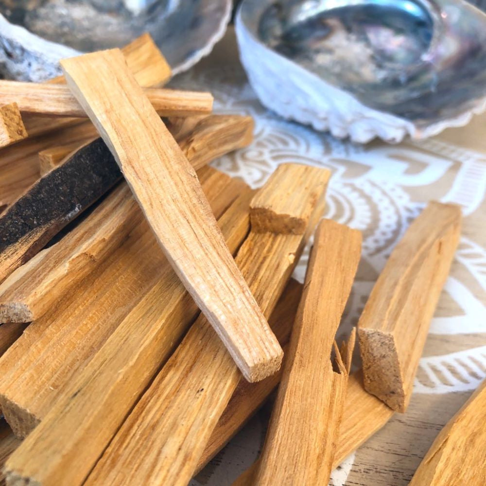 Luna Lovewitch ~ Smudge Palo santo value pack – Palo Santo 5 pk (*45-50gms)